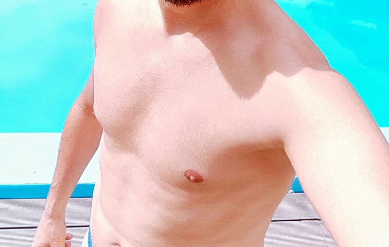 Intalniri rapide si discrete (fete, cupluri hetero)